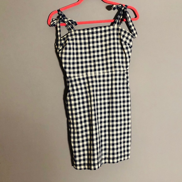 Express Dress - Picture 1 of 3